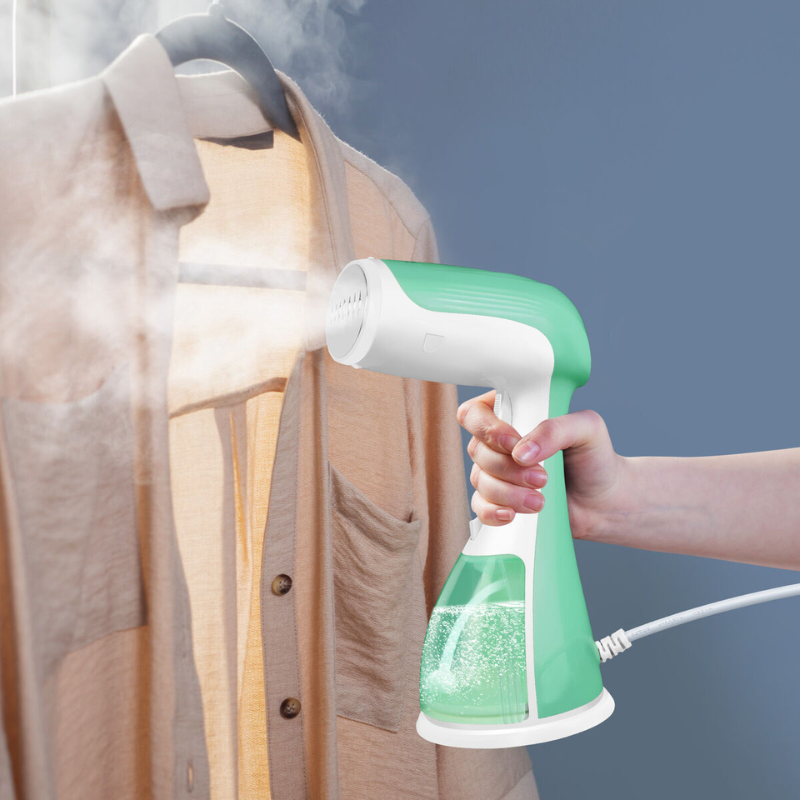 DayPlus 4800W Portable Garment Steamer